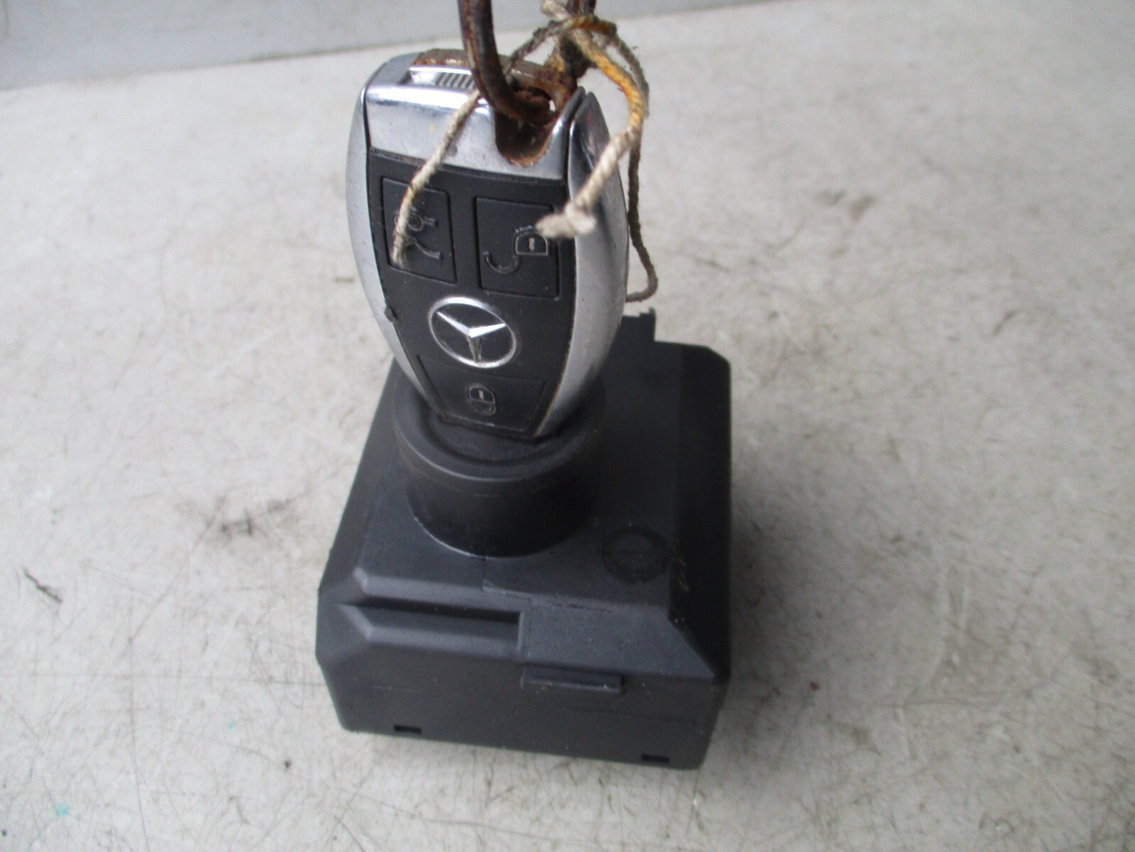 2018 MERCEDES BENZ A CLASS W176 IGNITION LOCK SWITCH BUTTON A2469054803