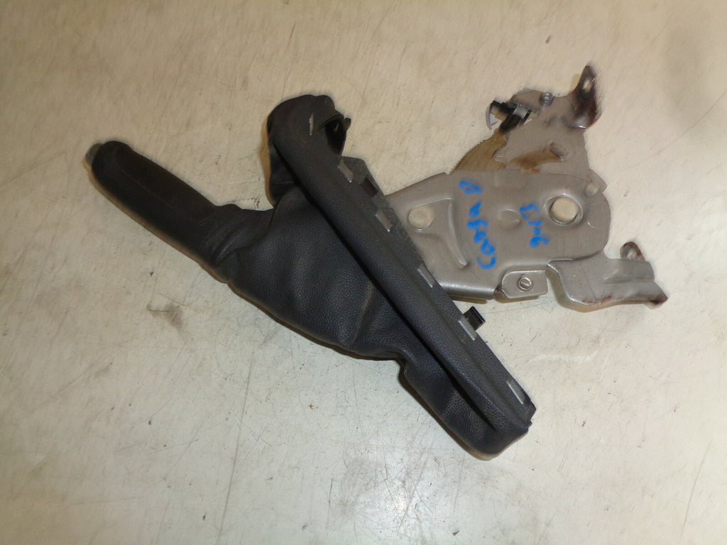 VAUXHALL CORSA D 2013 HANDBRAKE LEVER HANDLE 644194110
