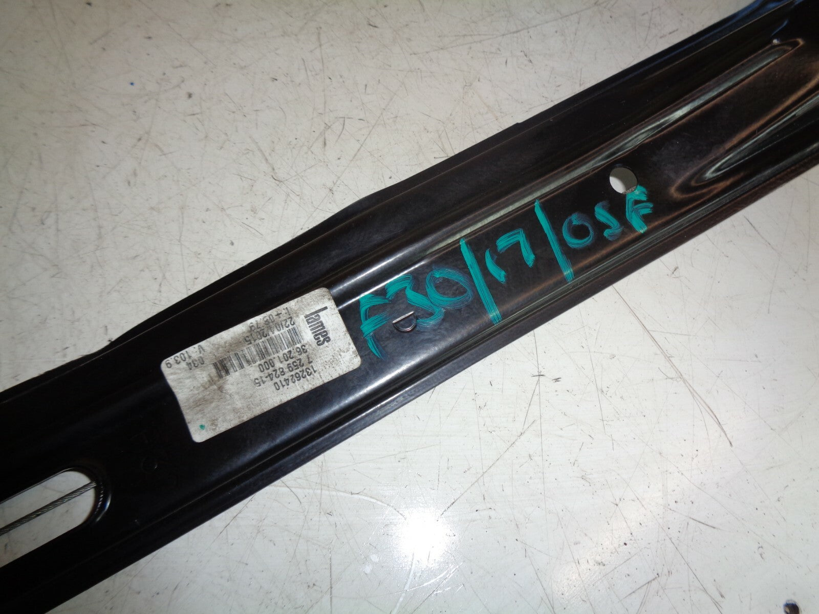 BMW 3 SERIES 2017 OSF DRIVER SIDE FRONT DOOR WINDOW MOTOR REGULATOR 7259824