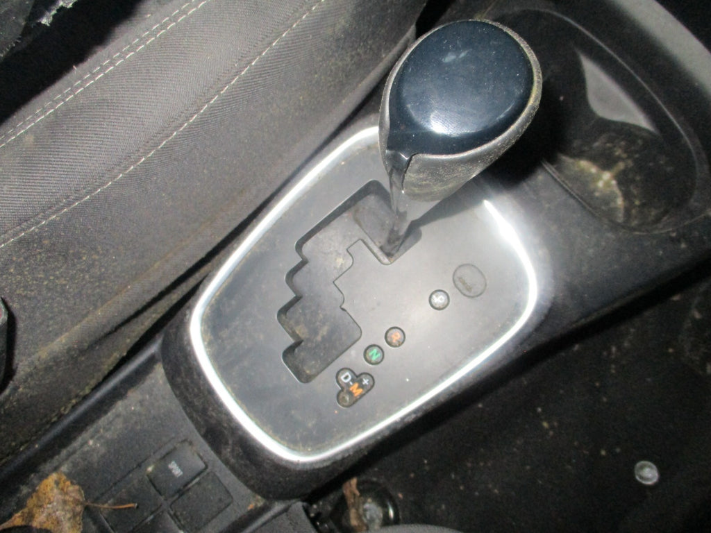 TOYOTA YARIS MK3 2018 AUTO AUTOMATIC GEARSTICK GEARSHIFTER