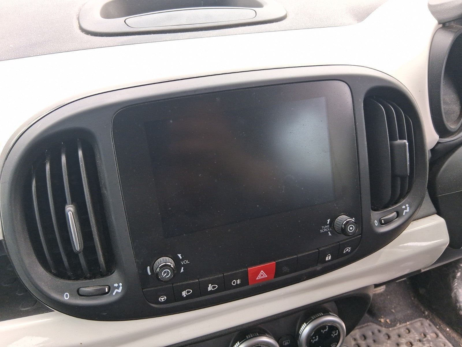 2019 FIAT 500L HATCH RADIO SCREEN DISPLAY TOUCH SAT NAV HEAD UNIT NO CODE