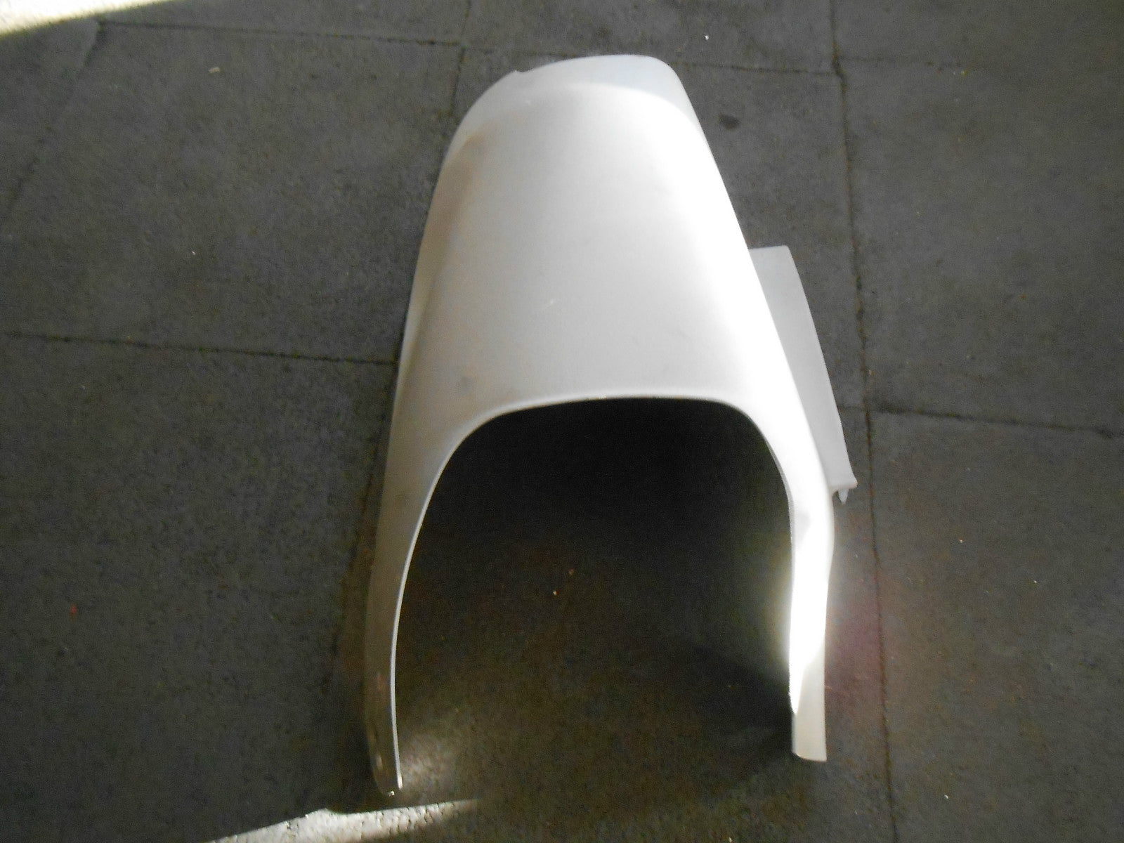 RENAULT KANGOO MK2 VAN 2011 GEARSTICK LOWER SURROUND TRIM CENTER LOWER GREY