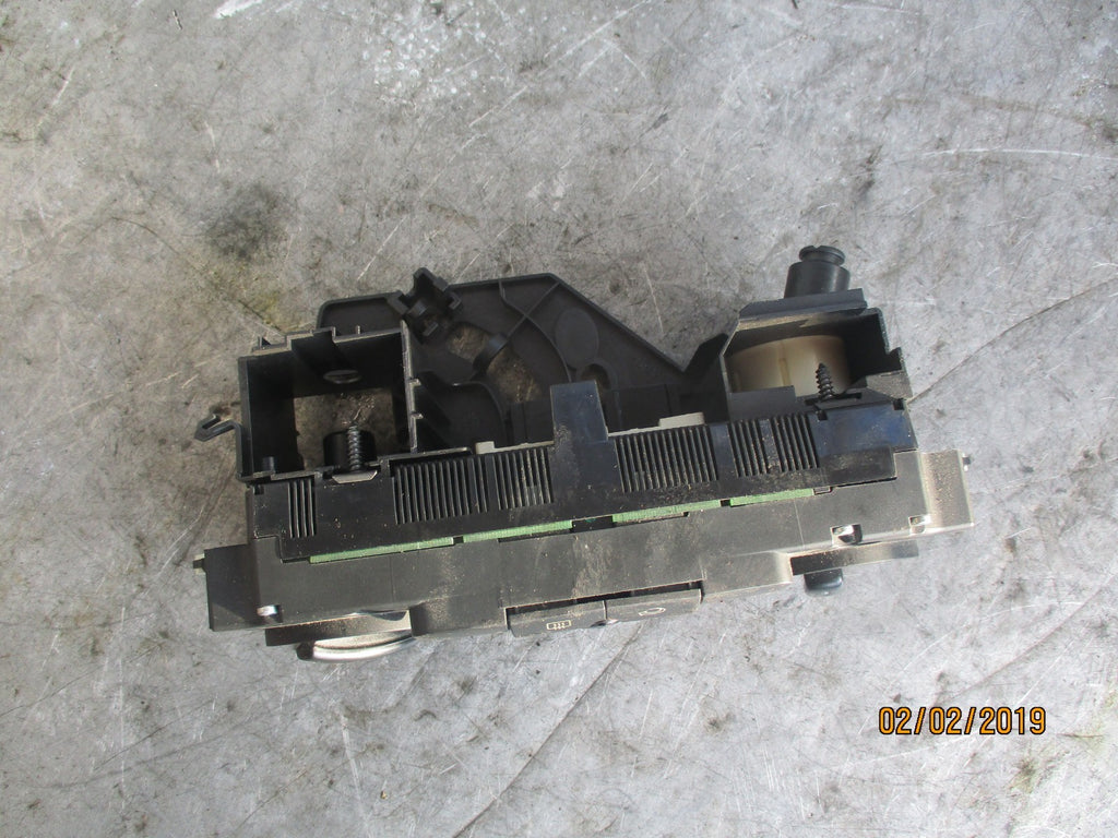 VW VOLKSWAGEN GOLF MK5 HEATER AC AIR CON CONTROL PANEL