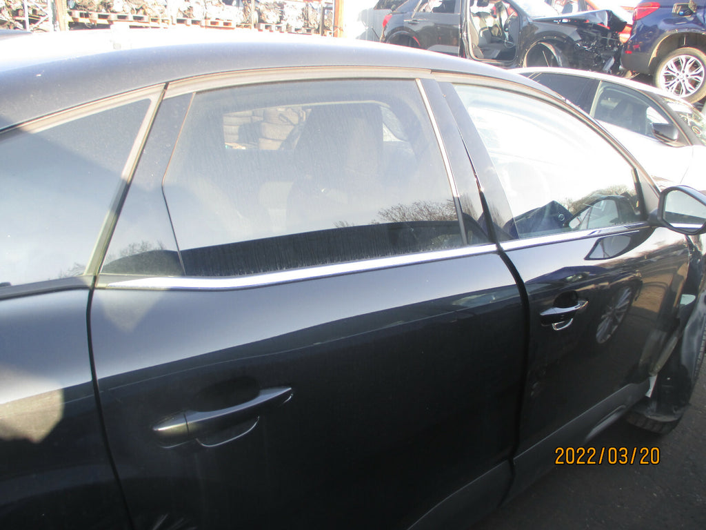 CITROEN C4 MK3 2021 OSR DRIVER SIDE REAR DOOR WINDOW GLASS