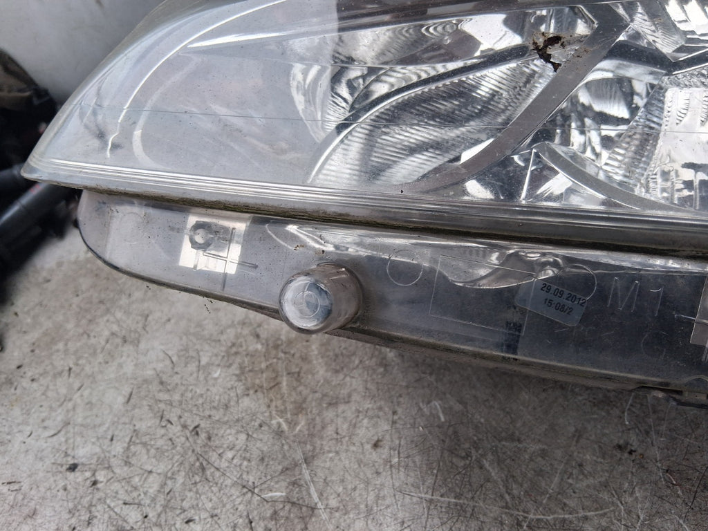 2012 PEUGEOT 208 NSF PASSENGER SIDE FRONT LEFT HEADLIGHT 9802221980