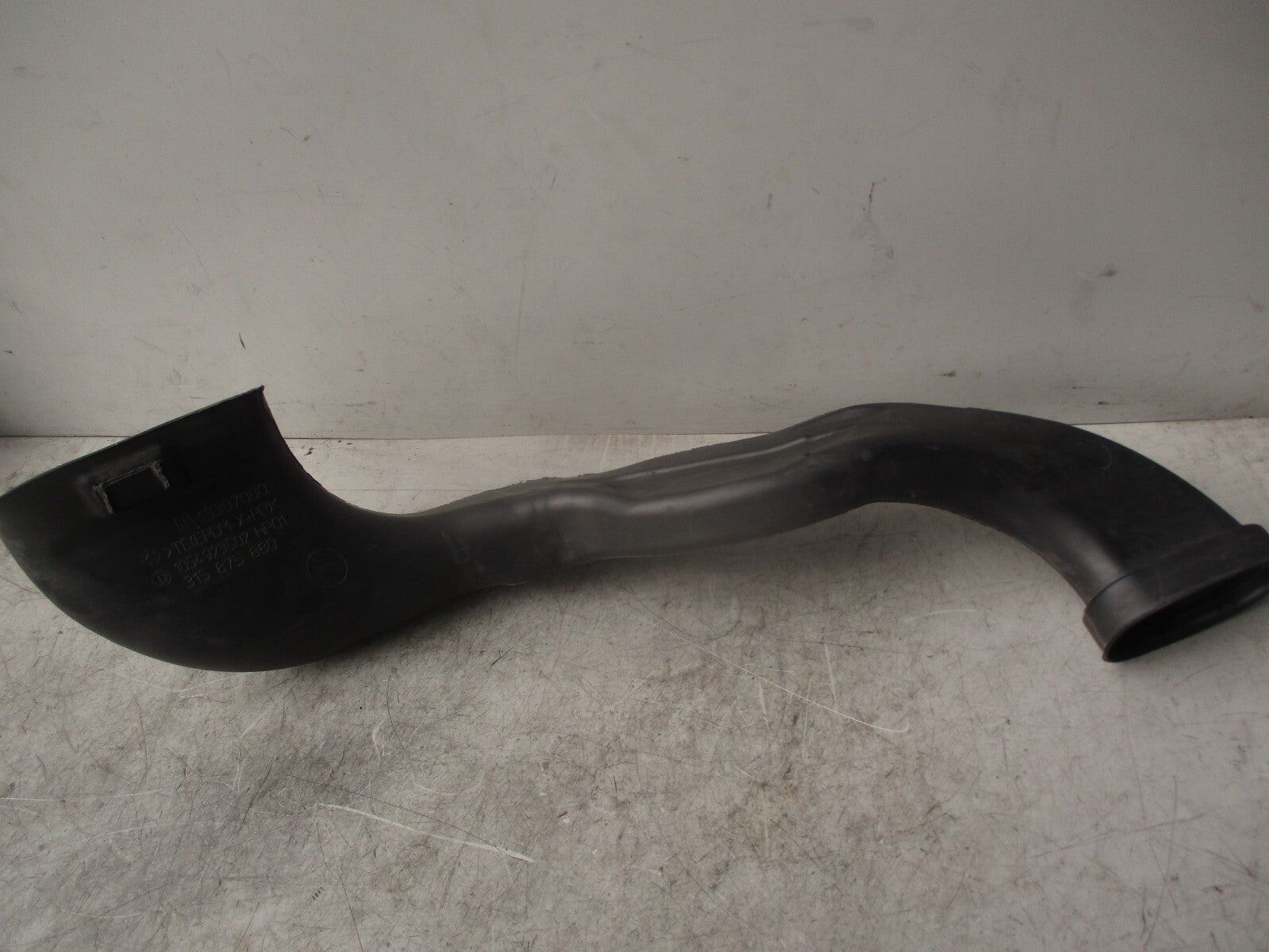 2022 VAUXHALL CROSSLAND 1.2 PETROL AIR INTAKE DUCT PIPE HOSE 13307080