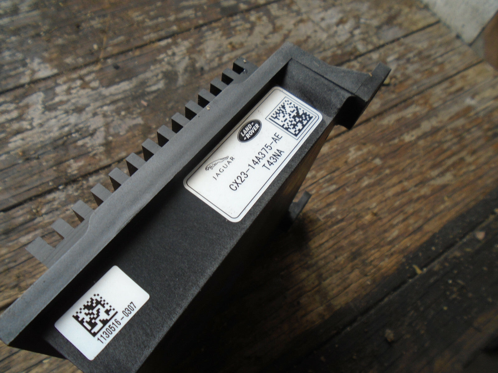 JAGUAR XF FACELIFT 2013 BATTERY CONTROL CONVERTER CX2314A375AE