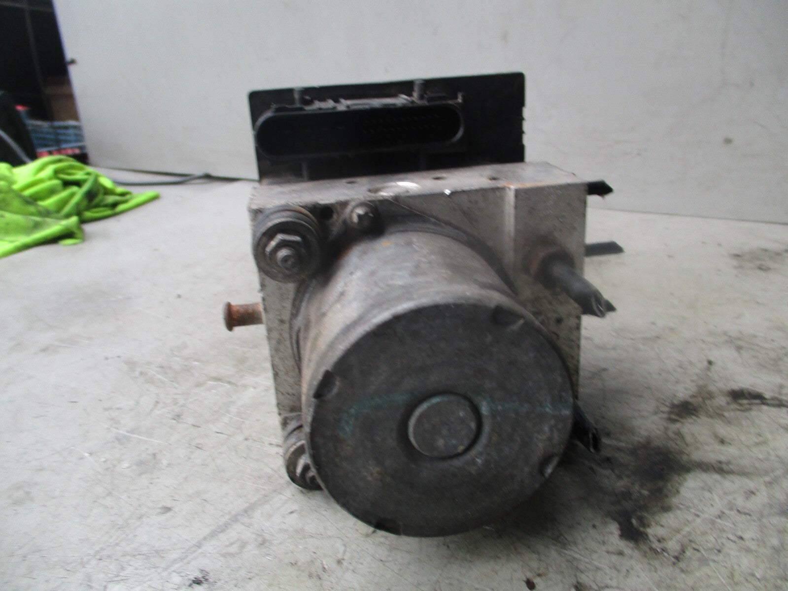 2013 NISSAN QUAHQAI ABS PUMP CONTROL MODULE 0265951743