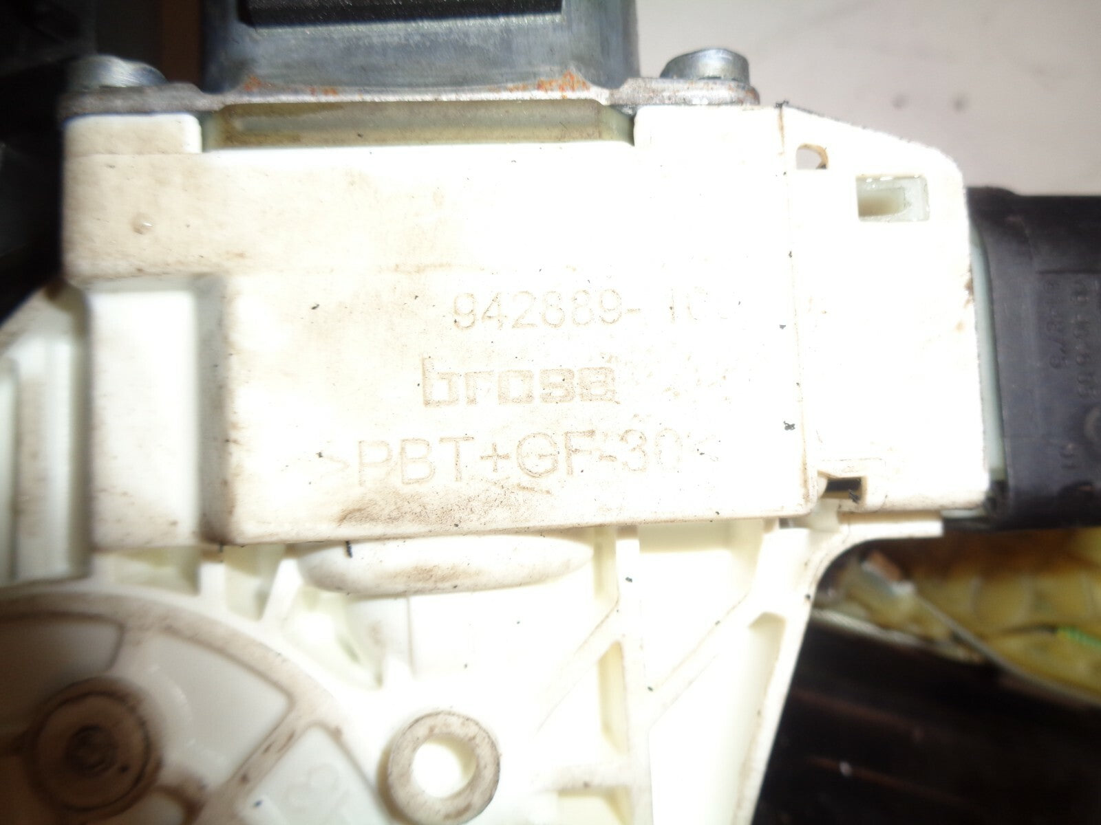 BMW 5 SERIES F10 2014 OSR DRIVER REAR DOOR WINDOW MOTOR WITH REGULATOR 7182122
