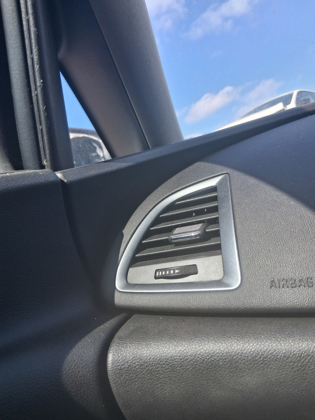 2013 VAUXHALL ASTRA J ESTATE NSF PASSENGER SIDE FRONT LEFT AIR VENT