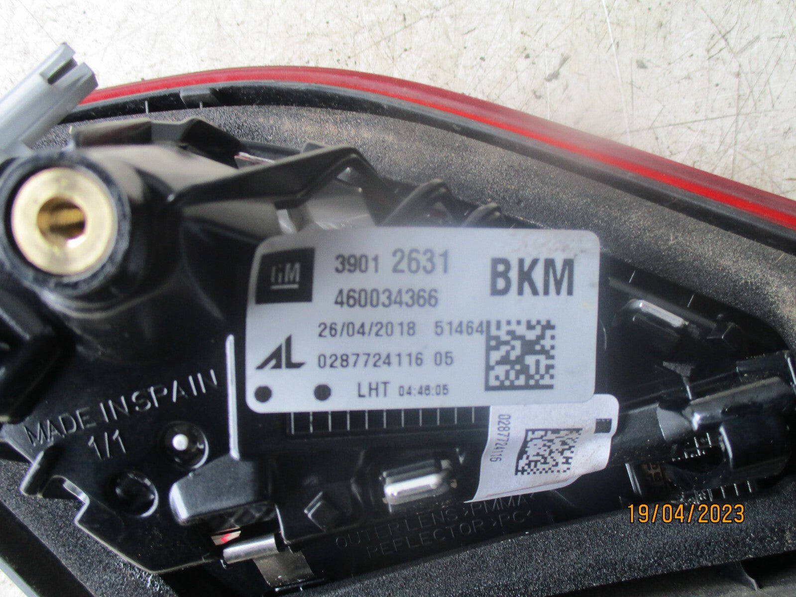 VAUXHALL CORSA E 2018 NSR PASSENGERS INNER TAILGATE REAR BRAKE LIGHT 39012631