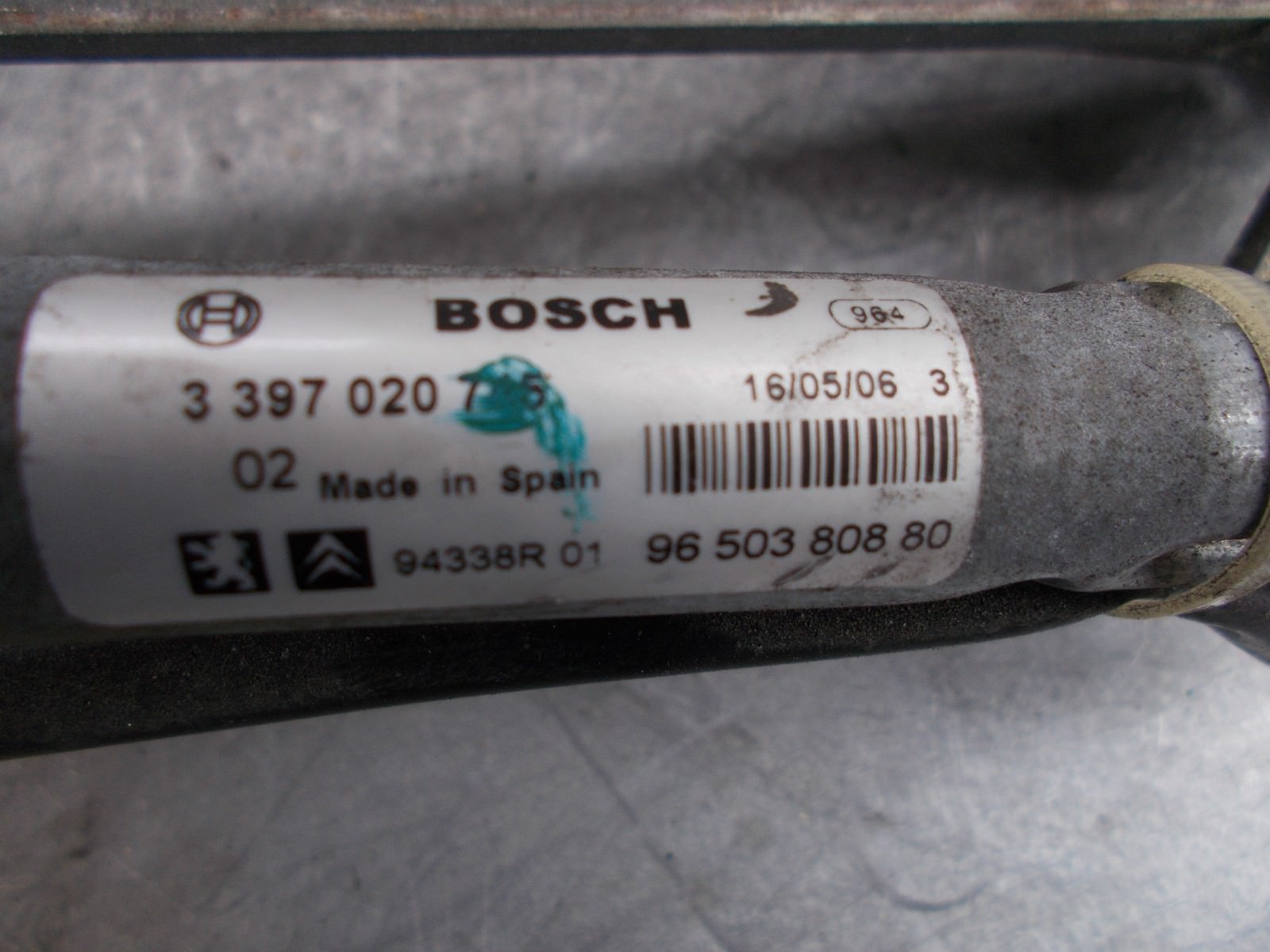 2009 PEUGEOT 207 FRONT WIPER MOTOR & LINKAGE 0390241931