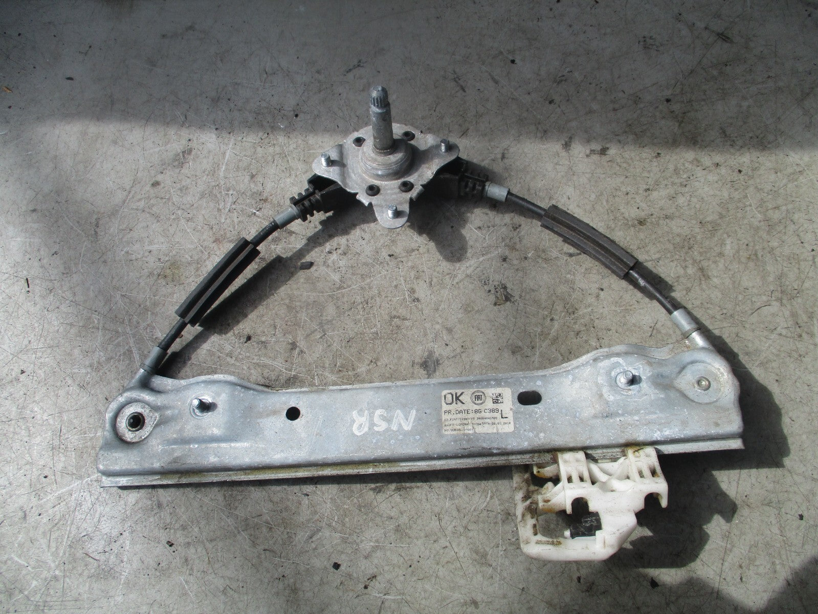 2014 FIAT PANDA MK3 NSR PASSENGER SIDE REAR WINDOW REGULATOR MOTOR 51983619