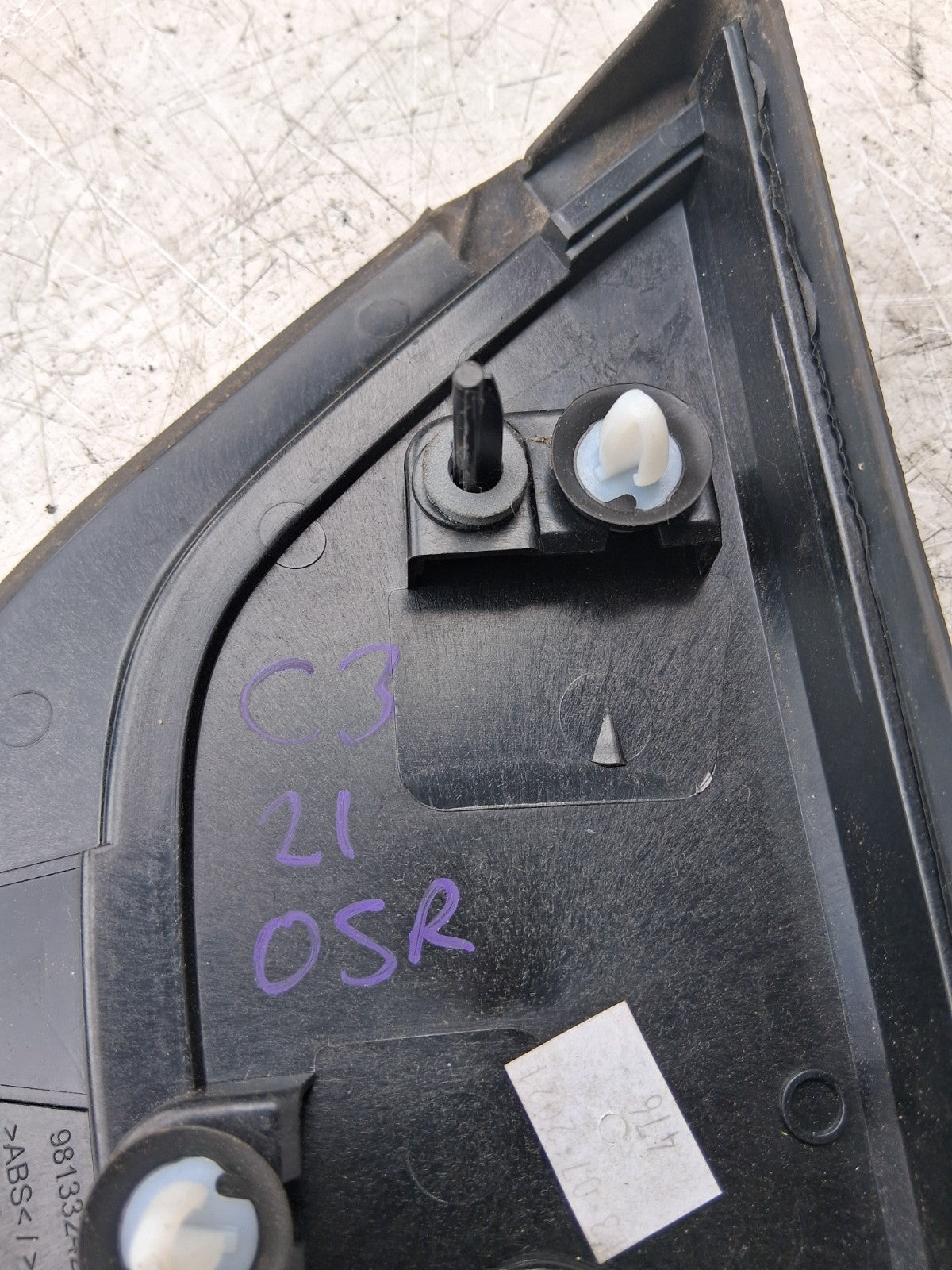 2021 CITROEN C3 OSR DRIVER SIDE QUARTER FENDER COVER TRIM 9813324280