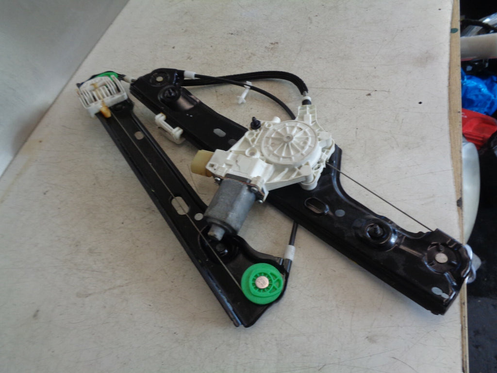 BMW 3 SERIES E90 2008 OSF DRIVER SIDE FRONT WINDOW REGULATOR MOTOR