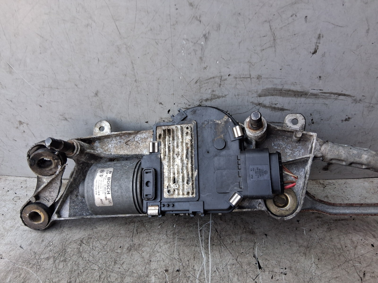 2023 CITROEN BERLINGO MK3 WINDSCREEN WIPER MOTOR & LINKAGES 9816558580