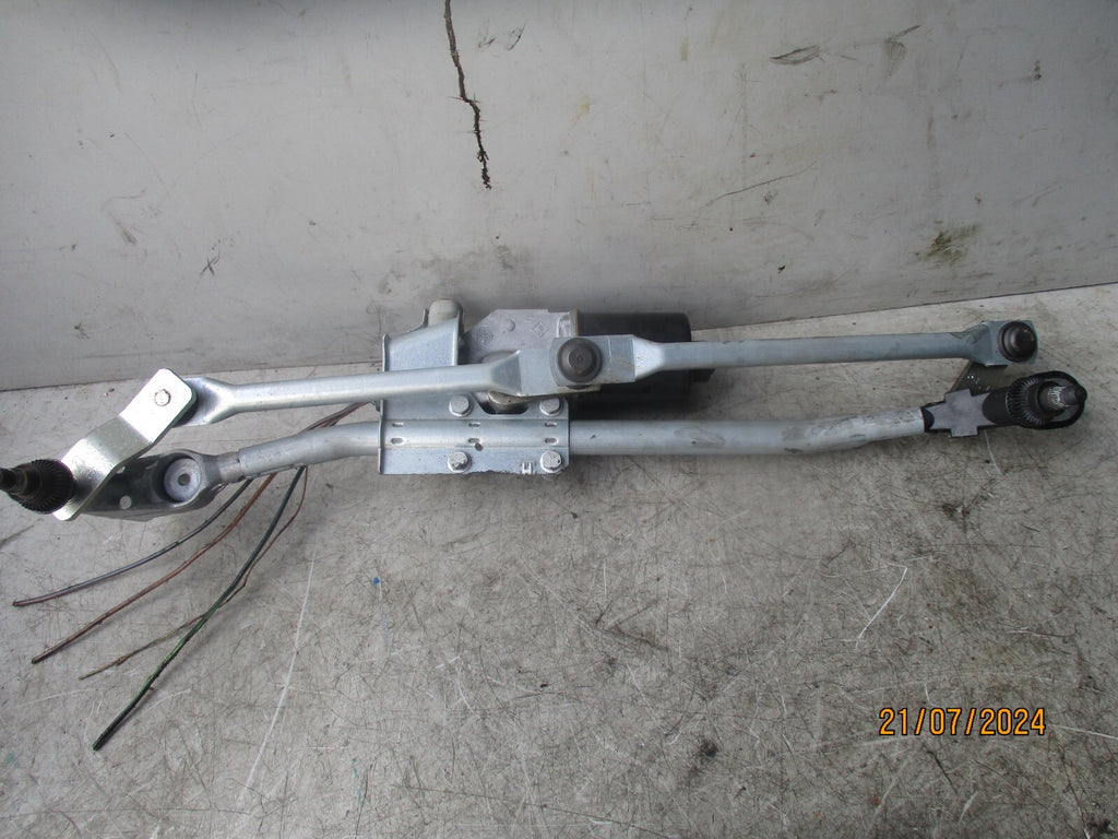 BMW 1 SERIES E82 2009 FROPNT WINDSCREEN WIPER MOTOR LINKAGES