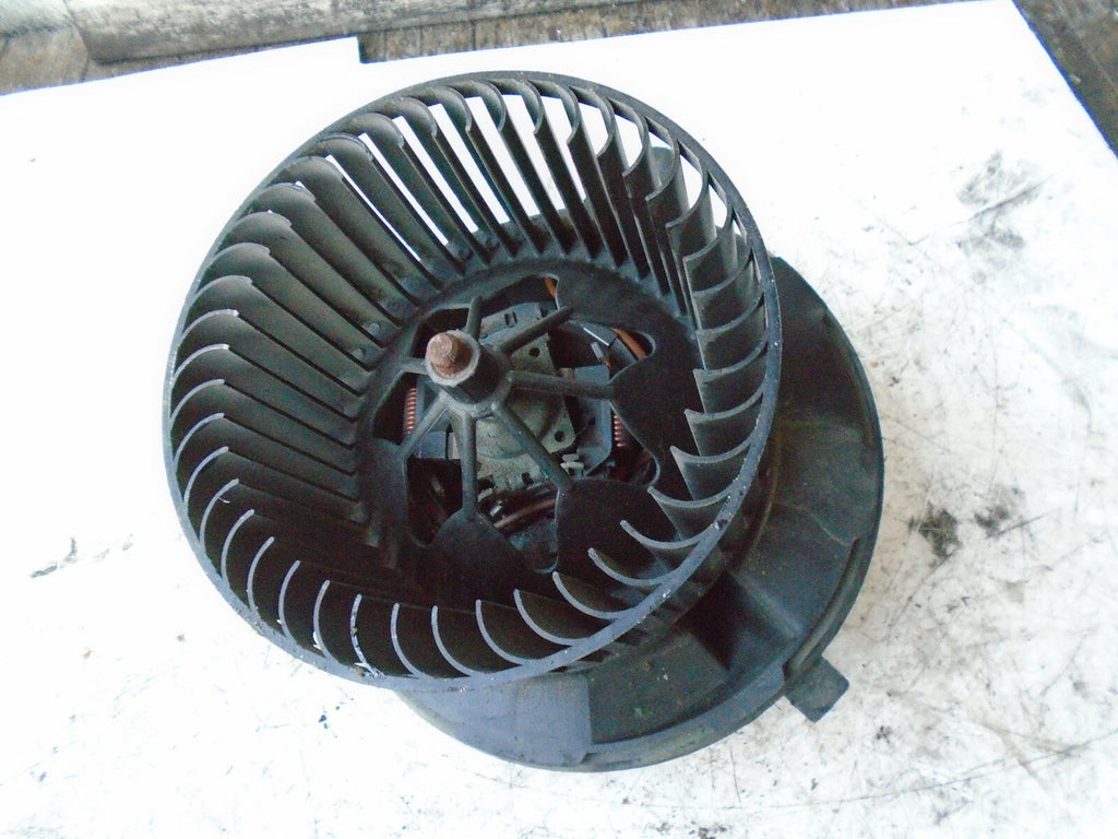 VW VOLKSWAGEN SCIROCCO 2015 MK3 HEATER BLOWER MOTOR FAN