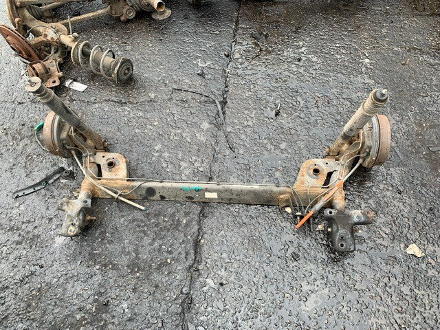 RENAULT TWINGO (MK2) COMPLETE REAR AXLE HUBS STRUTS