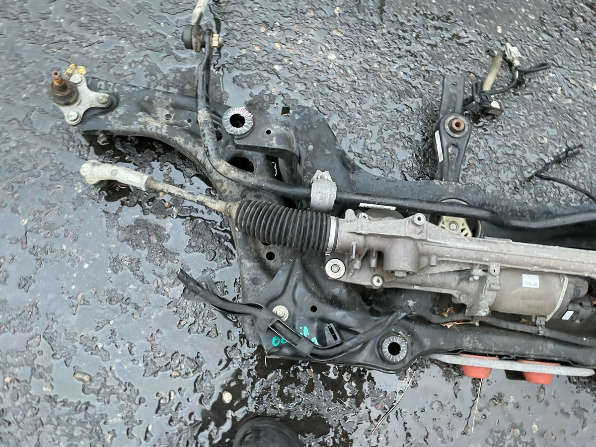 SKODA OCTAVIA MK3 5E 2019 1.5 PETROL FRONT SUB FRAME WITH STEERING RACK SUBFRAME
