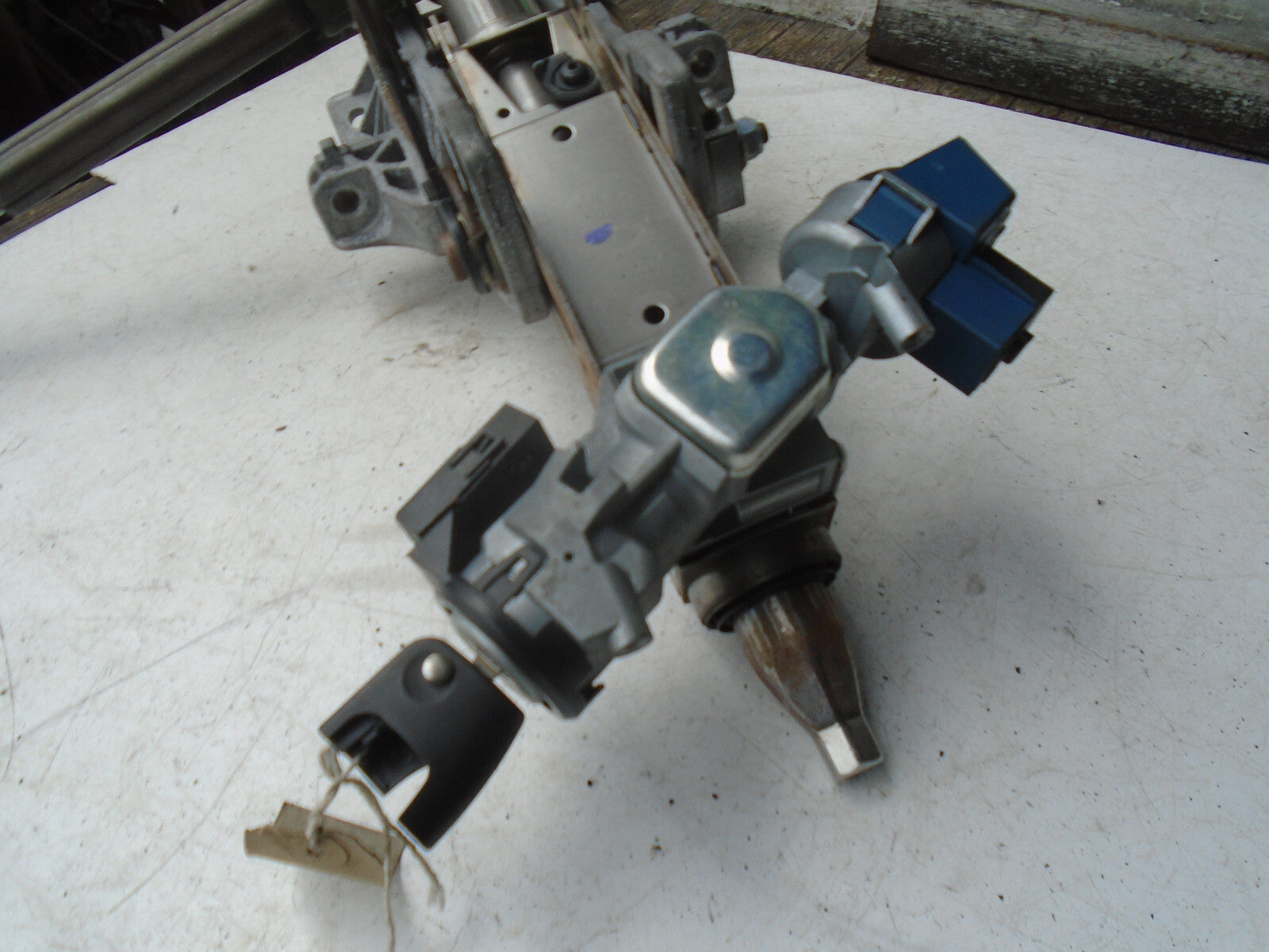FORD MONDEO MK4 2010 ADJUSTABLE STEERING COLUMN & IGNITION BARREL 7G9N3C529EG
