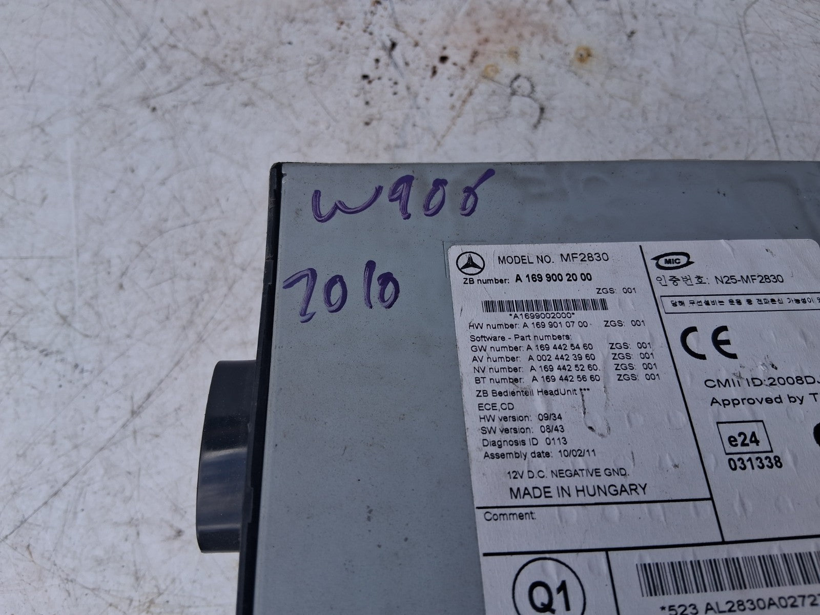2010 MERCEDES BENZ SPRINTER W906 RADIO CD PLAYER STEREO HEAD UNIT A1699002000
