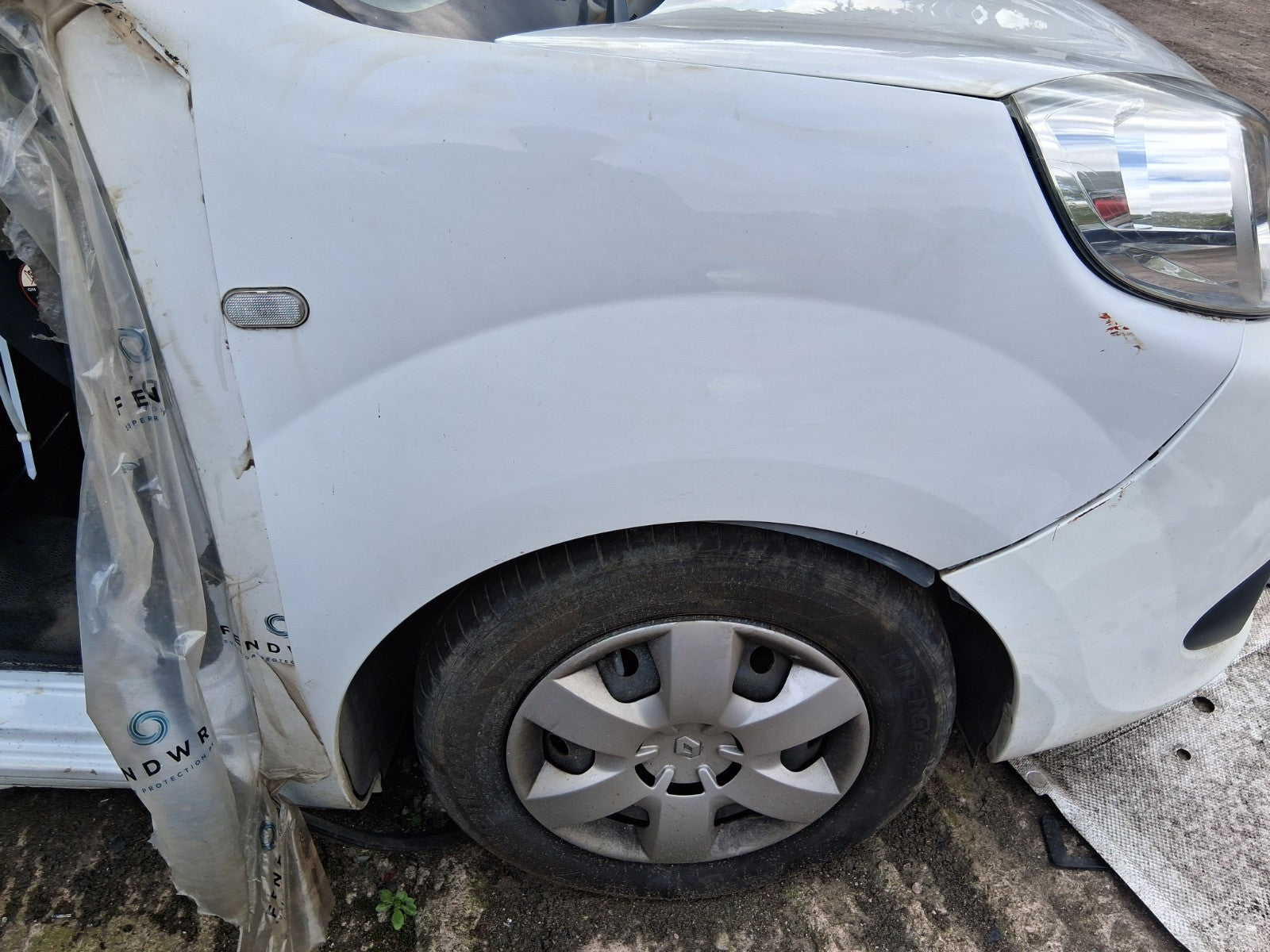 2020 RENAULT KANGOO MK2 FACELIFT OSF DRIVER SIDE FRONT RIGHT WING PANEL WHITE
