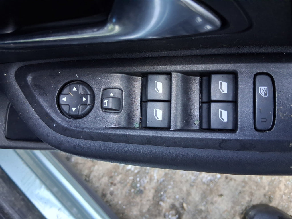 2023 CITROEN C4 MK3 OSF DRIVER SIDE FRONT RIGHT WINDOW CONTROL SWITCH