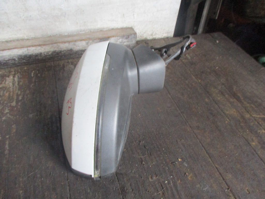 AUDI A3 8V 2013 OSF DRIVER SIDE FRONT WING MIRROR WHITE
