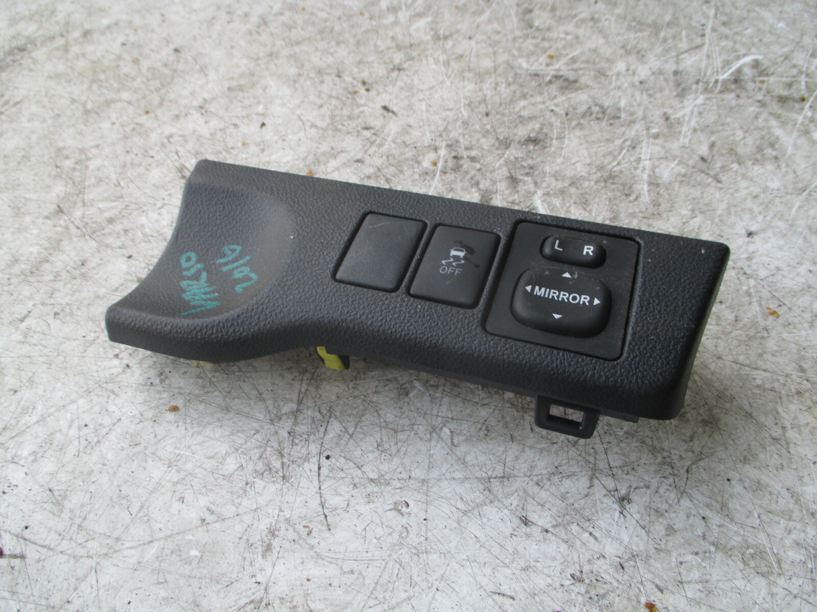 TOYOTA VERSO S 2016 FRONT DASHBOARD ESP & WING MIRROR SWITCH 5543352090
