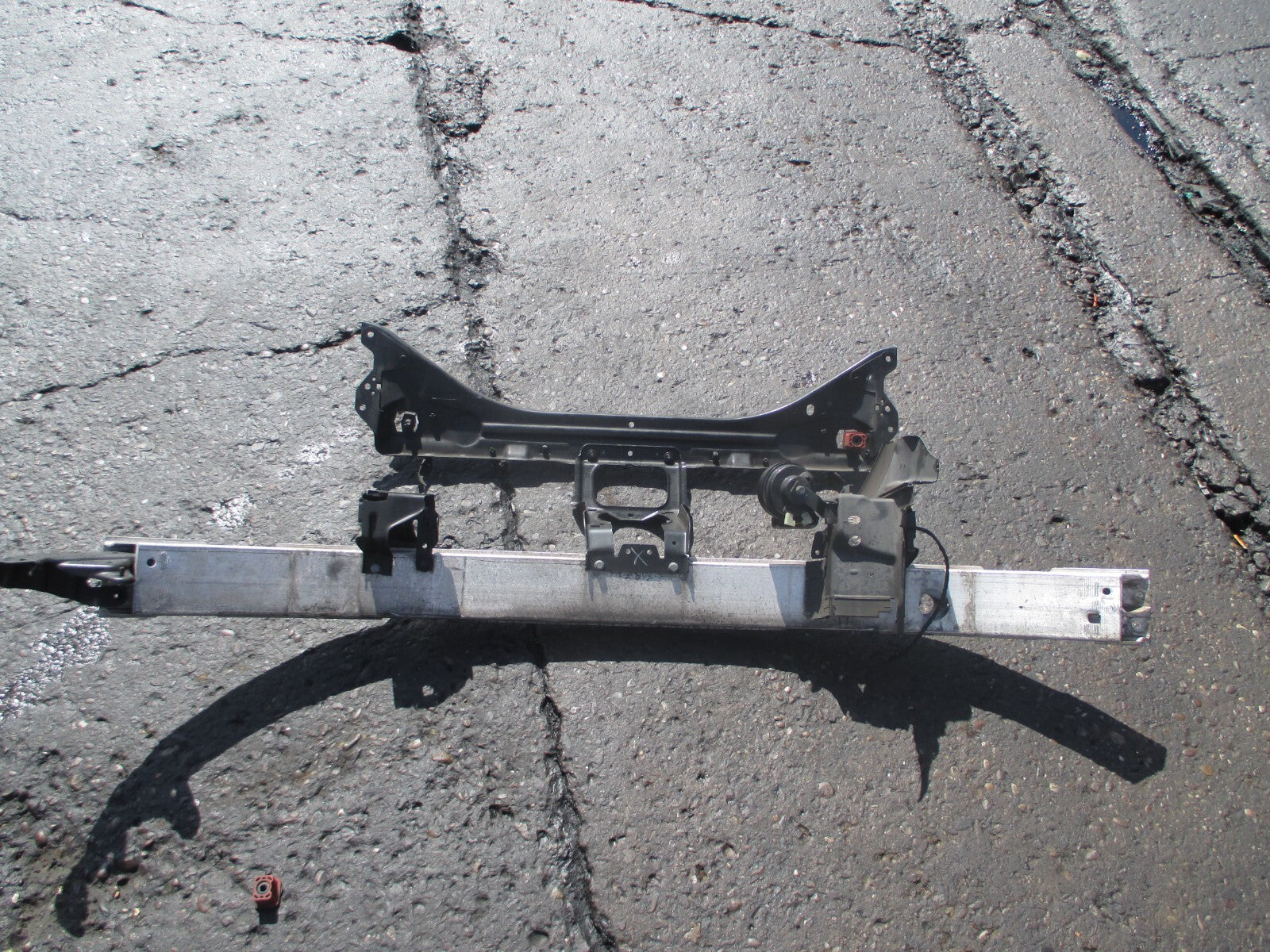 MERCEDES BENZ E CLASS W211 FRONT BUMPER BAR A2116261155