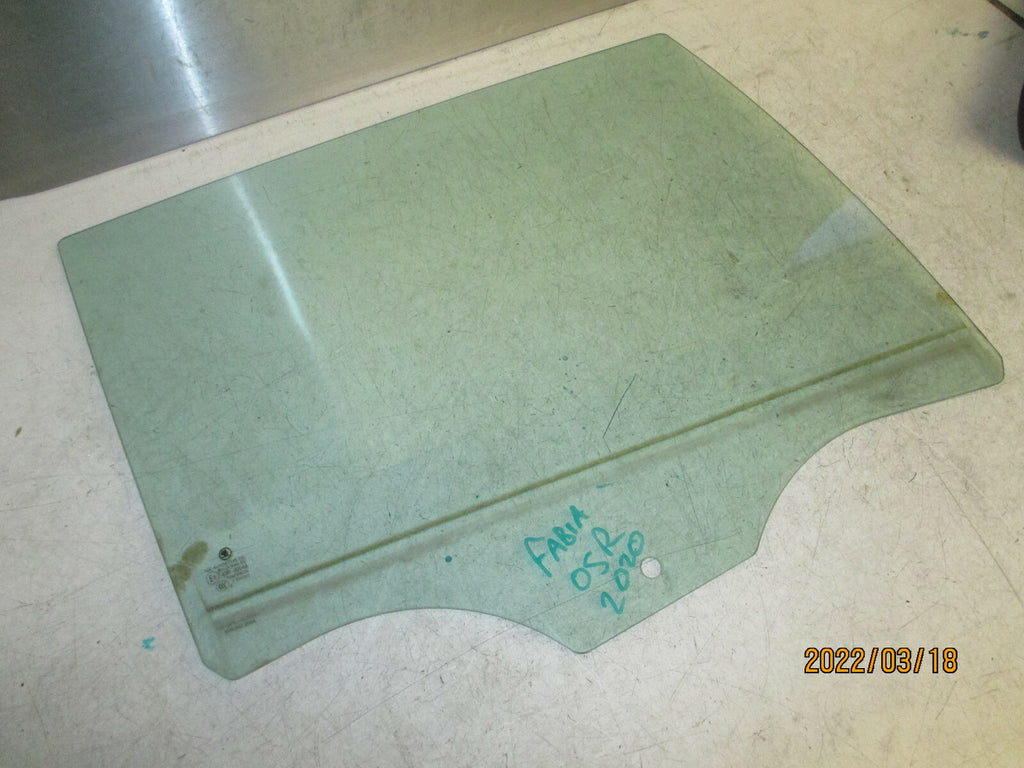SKODA FABIA MK3 2020 OSR DRIVER SIDE REAR DOOR WINDOW GLASS