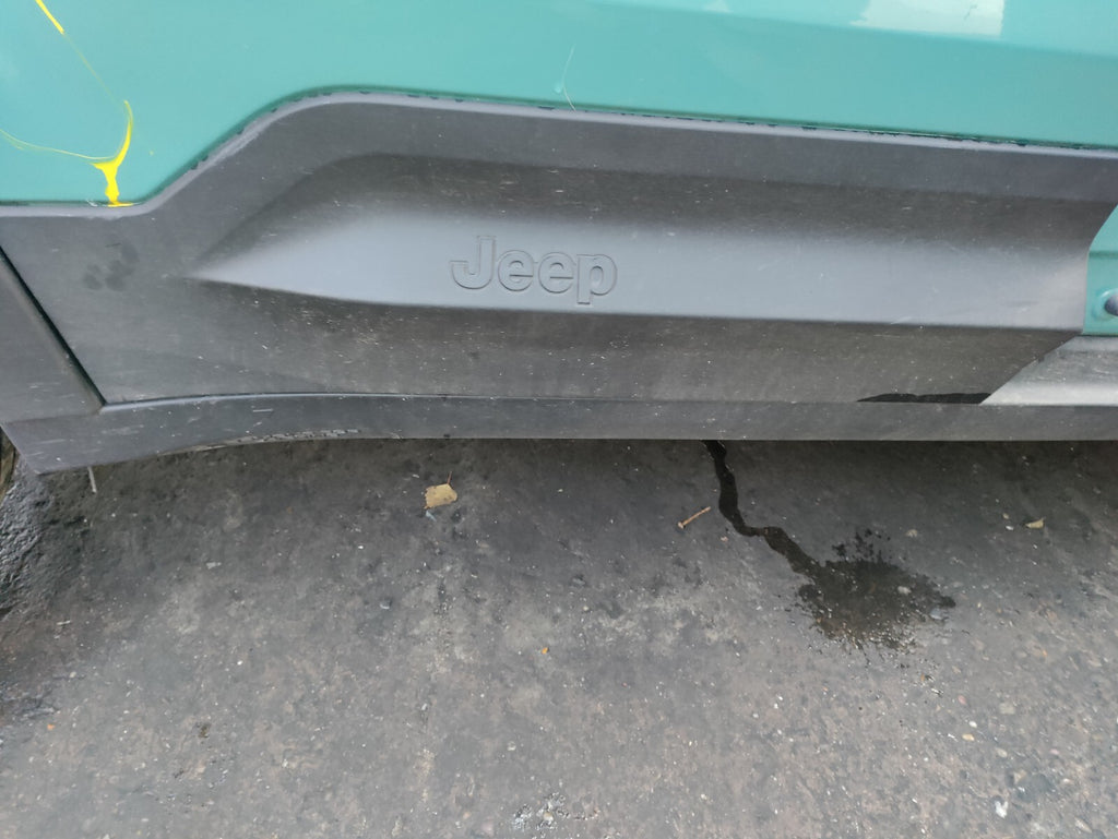 2024 JEEP AVENGER OSR DRIVER SIDE REAR DOOR MOULDING TRIM