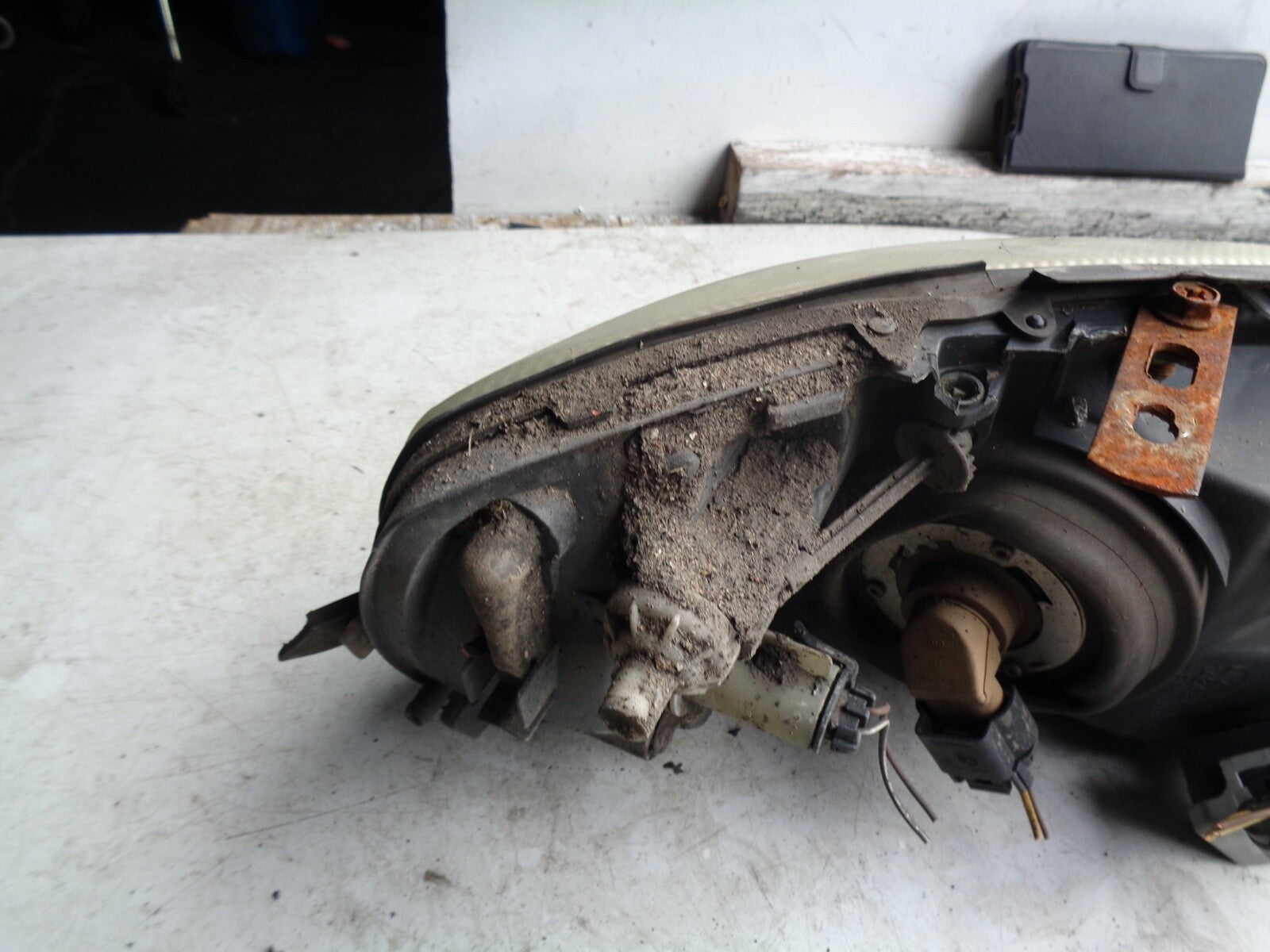 VAUXHALL ASTRA G PASSENGER NEAR SIDE HEADLIGHT 13132461LH