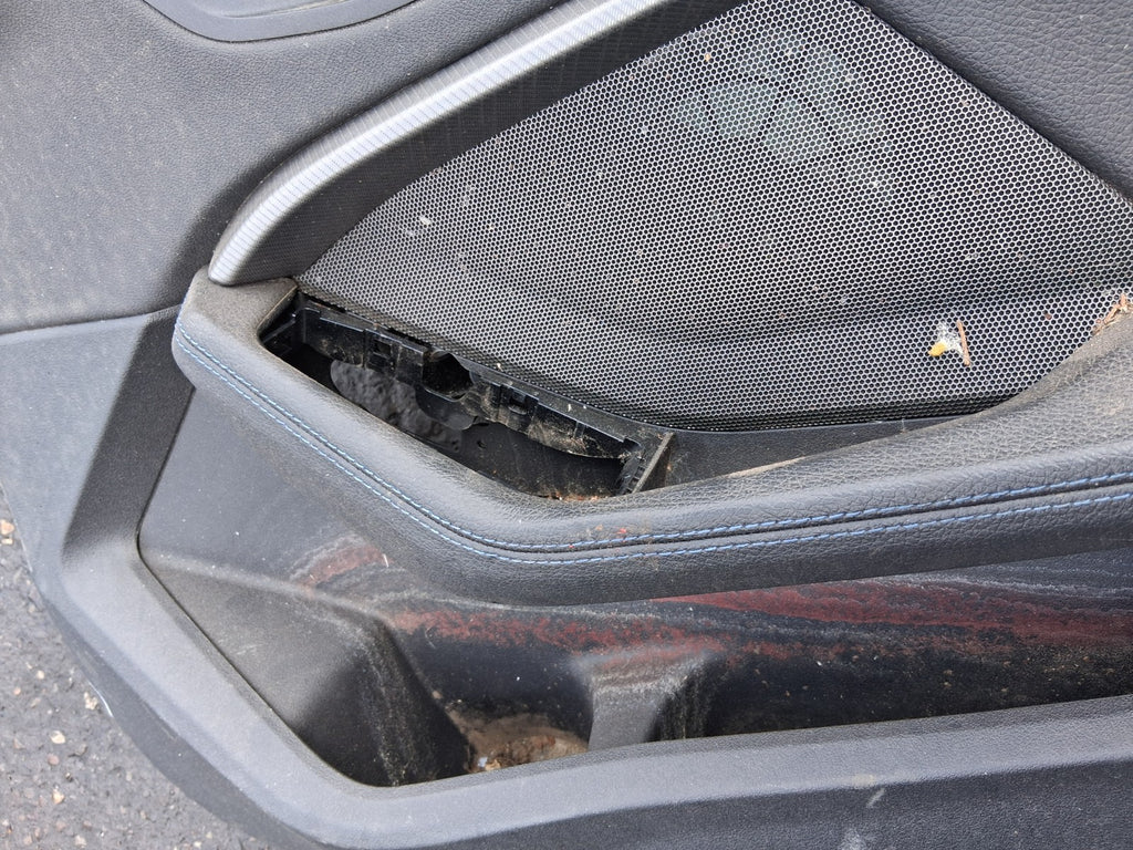 2022 BMW 2 SERIES F44 OSF DRIVER SIDE FRONT DOOR CARD PANEL