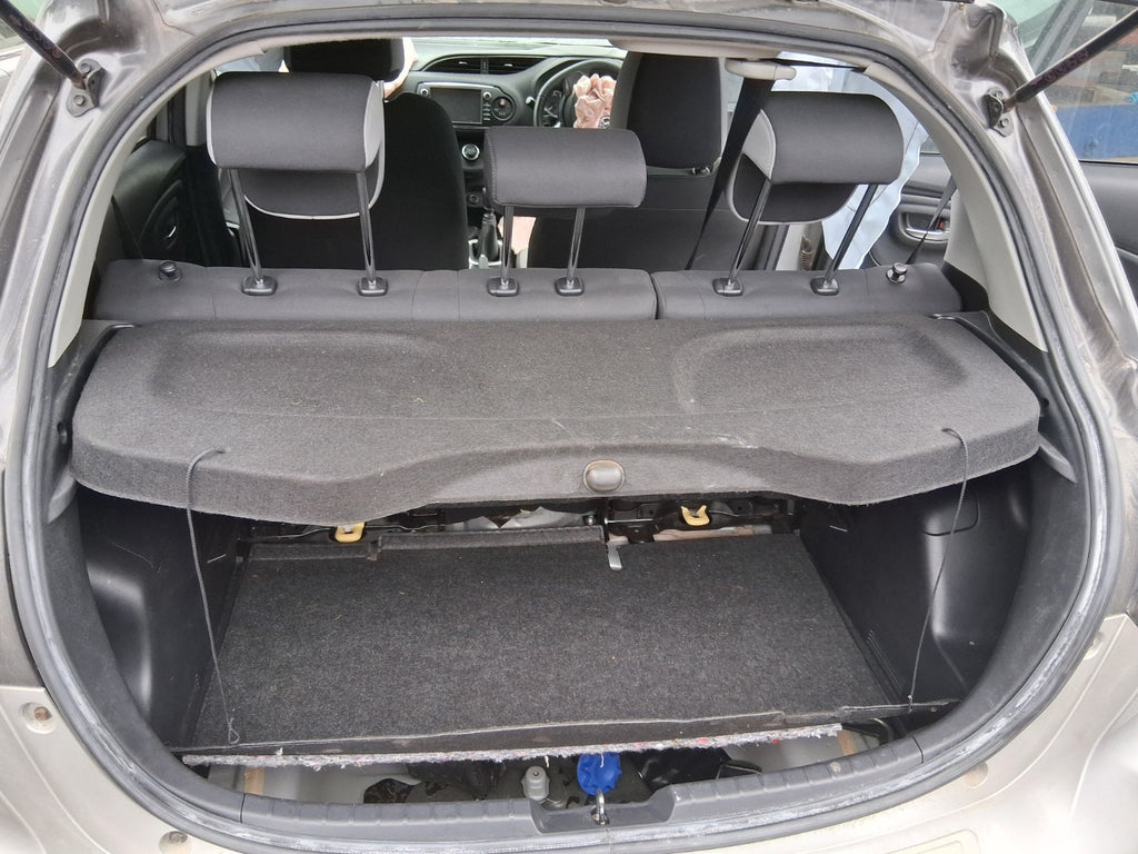 TOYOTA YARIS MK3 2019 REAR LOAD COVER PARCEL SHELF