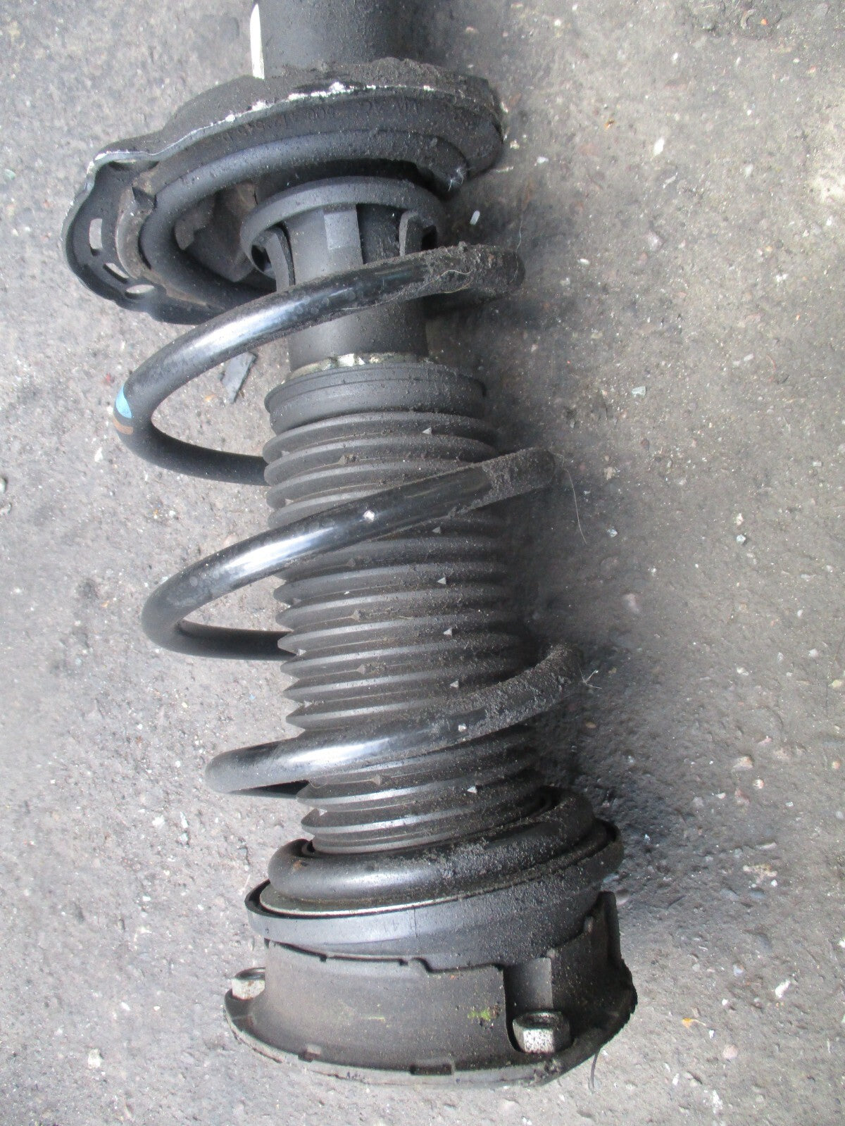 VW VOLKSWAGEN 2017 MK7 GOLF OSF DRIVER SIDE FRONT SHOCK ABSORBER 5WA413031BJ