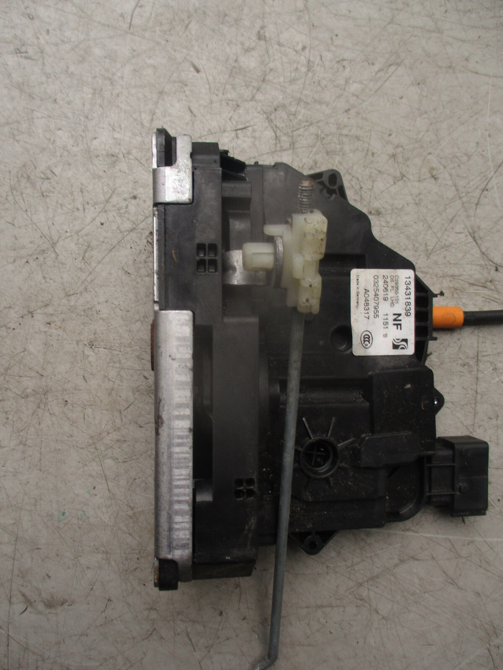 2019 VAUXHALL CORSA E NSF PASSENGER FRONT LEFT DOOR LOCK ASSEMBLY 13431839