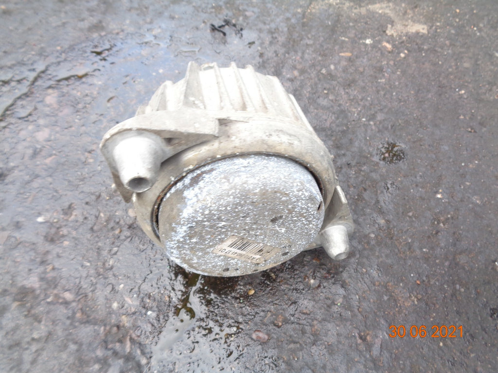 MERCEDES E CLASS W212 ESTATE S212 2012 ENGINE SUPPORT MOUNT a2122404117