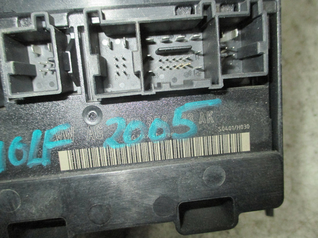 2005 VOLKSWAGEN GOLF MK5 COMFORT CONTROL MODULE 1K0959433AK