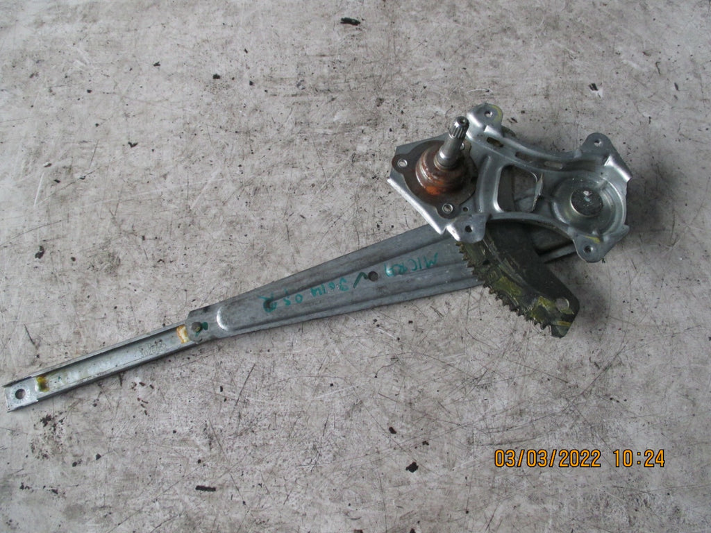 NISSAN MICRA K13 2014 OSR DRIVER SIDE REAR MANUAL WINDOW REGULATOR 82720 1HB5A
