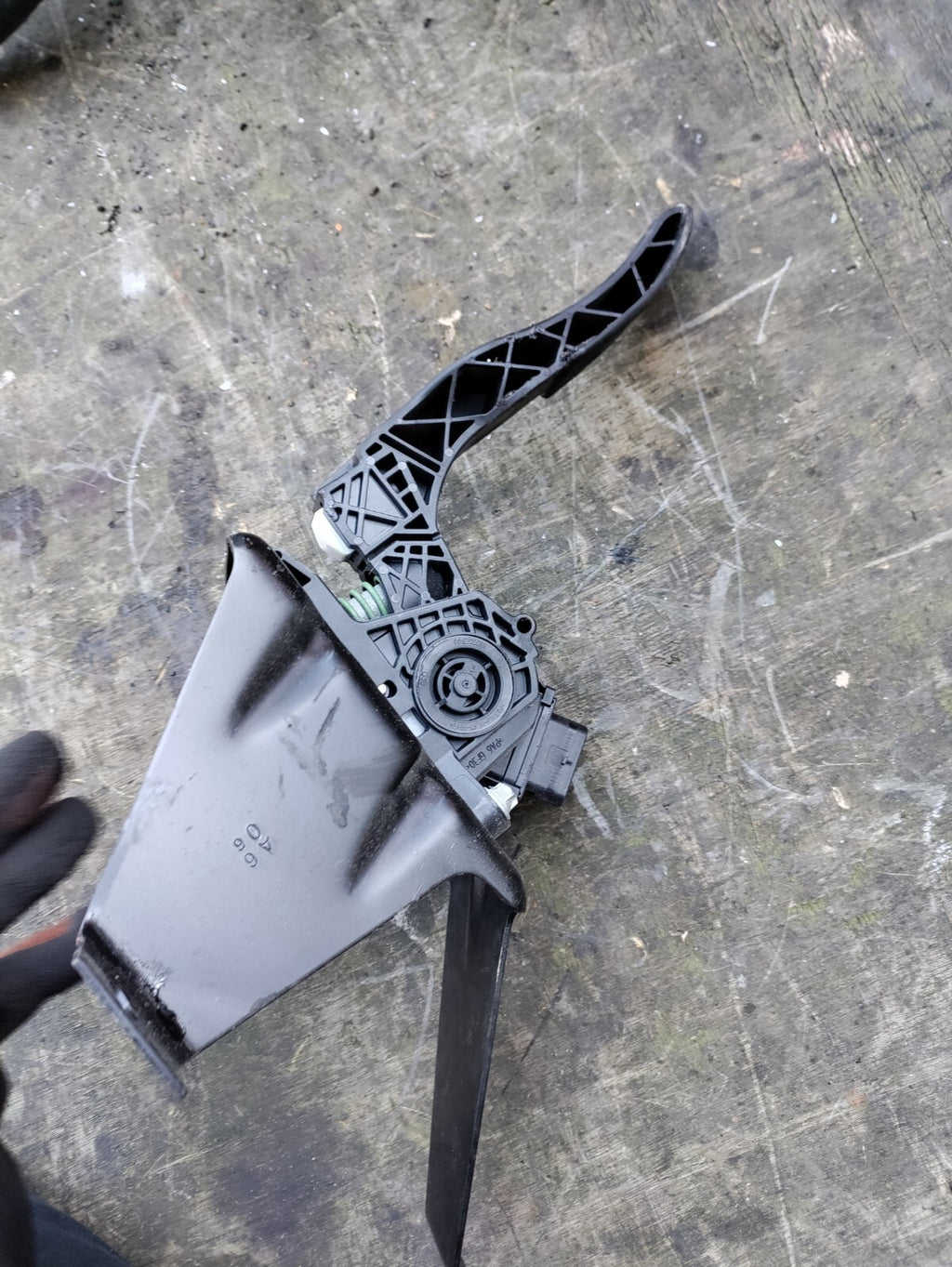 MERCEDES BENZ SPRINTER W907 2021 ACCELERATOR PEDAL A9073010200