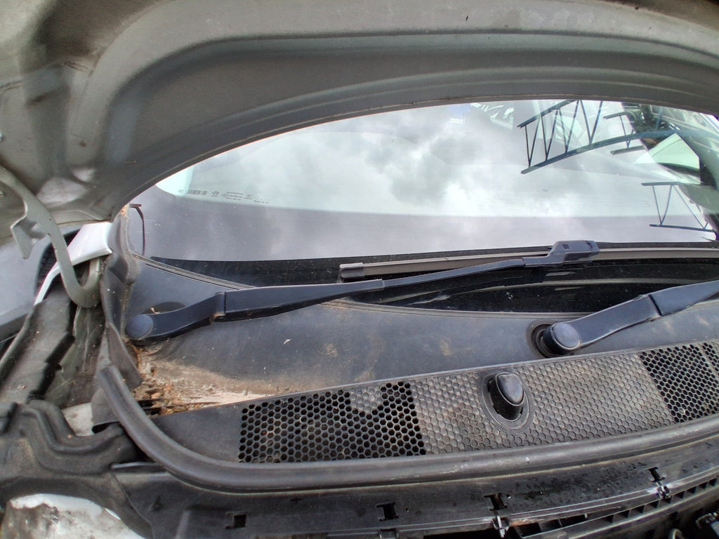 2014 PEUGEOT 308 MK2 FRONT WIPER MOTOR AND LINKAGE
