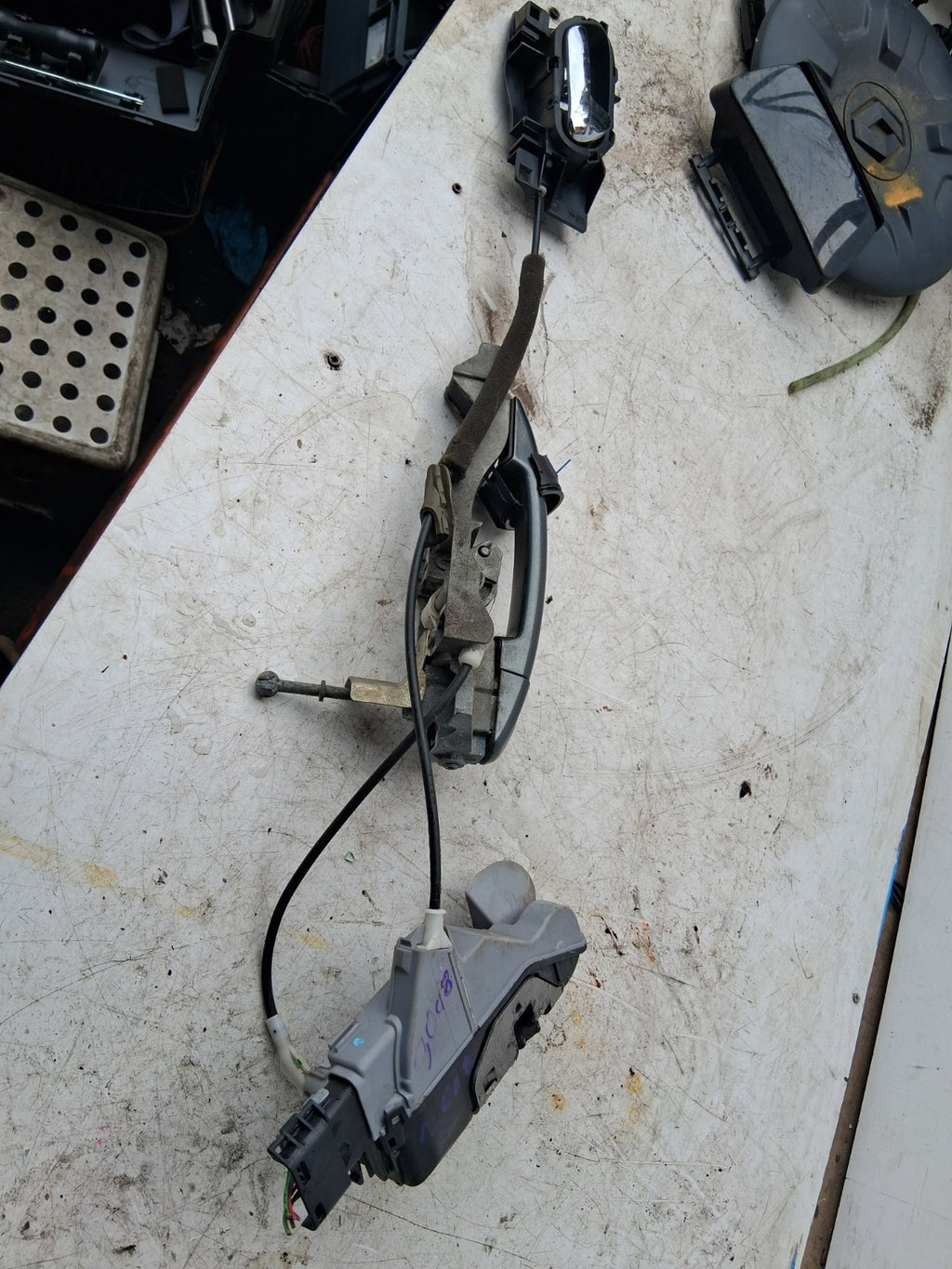 2012 PEUGEOT 3008 MK1 NSR PASSENGER SIDE REAR LEFT DOOR LOCK MECHANISM A04974