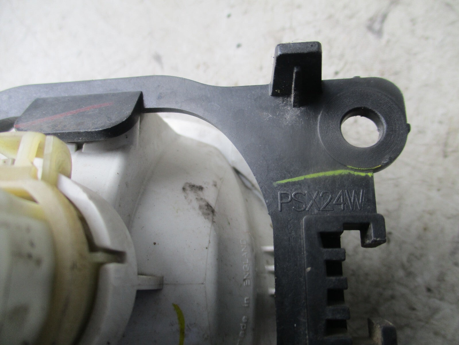 2011 CITROEN DS3 FOG LIGHT A046192