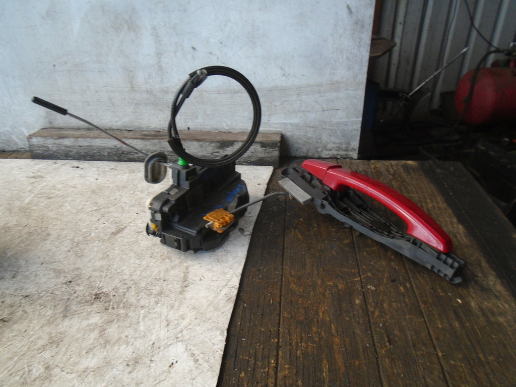 VAUXHALL INSIGNIA A 2014 NSR PASSENGER SIDE REAR DOOR LOCK EXTERIOR HANDLE RED
