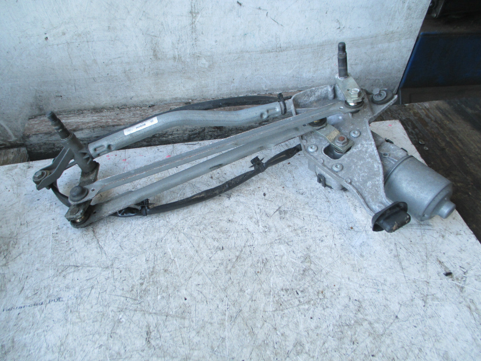 PEUGEOT 207 CC 2008 FRONT WINDSCREEN WIPER MOTOR LINKAGES 9650380880
