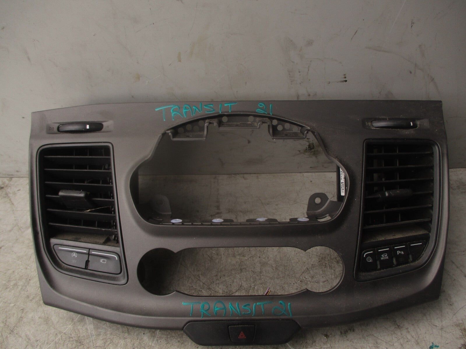 2021 FORD TRANSIT 350 MK8 DASHBOARD TRIM PANEL WITH AIR VENTS JK2118835BDW