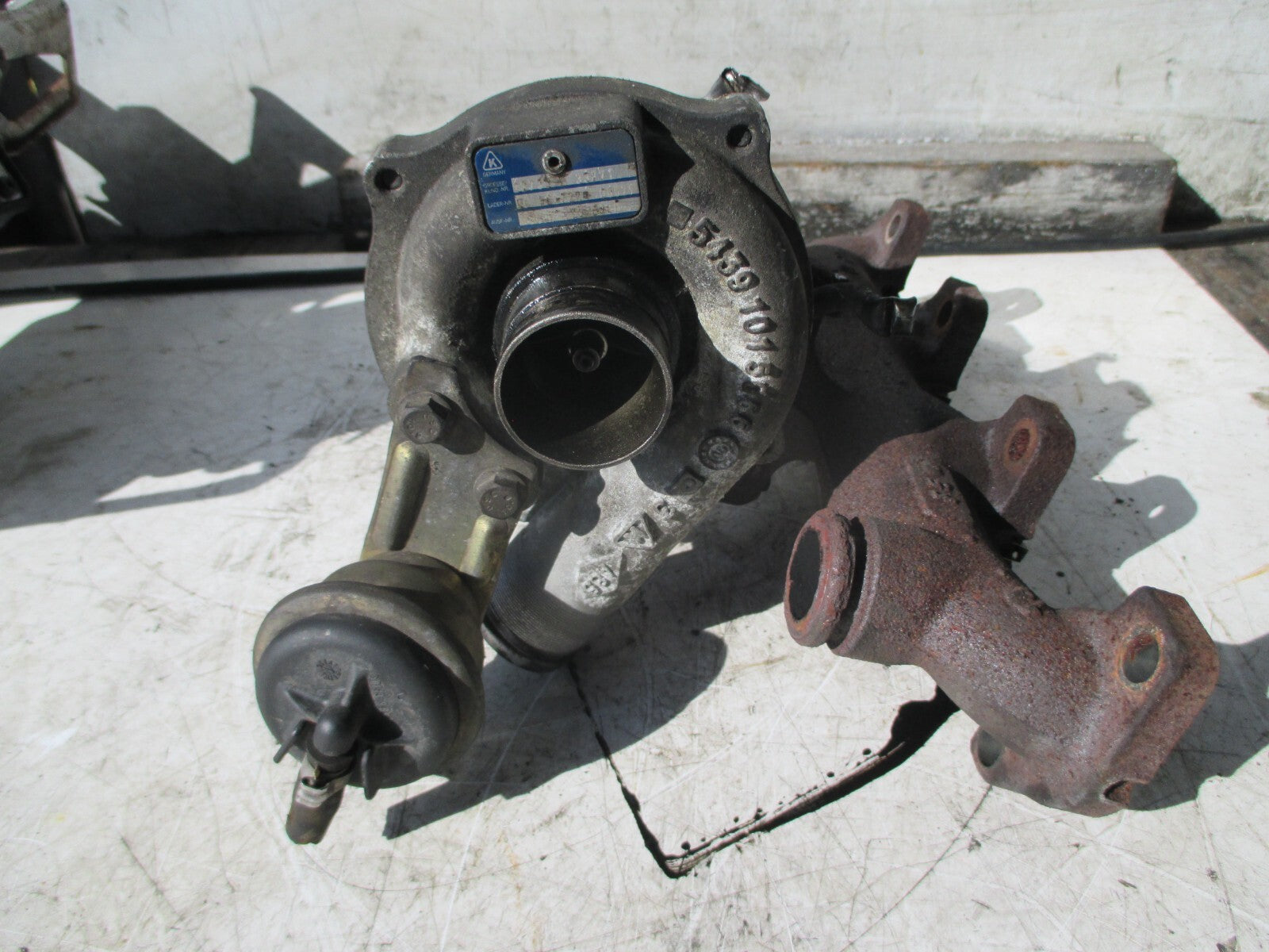 RENAULT CLIO 1.5 TURBO TURBOCHARGER UNIT 22735H33771