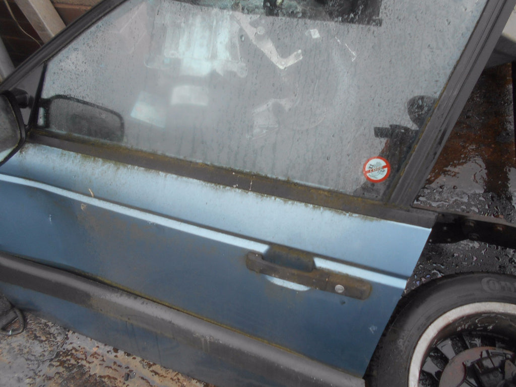 VOLKSWAGEN VW PASSAT B3 (MK3) 1990 NSF PASSENGER SIDE FRONT COMPLETE DOOR BLUE